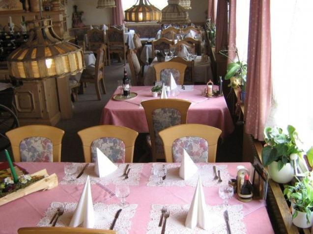 Hotel Hirschen Alt St. Johann Exteriör bild