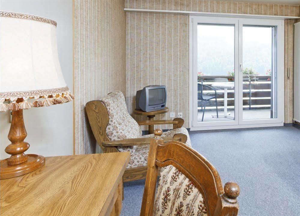 Hotel Hirschen Alt St. Johann Exteriör bild