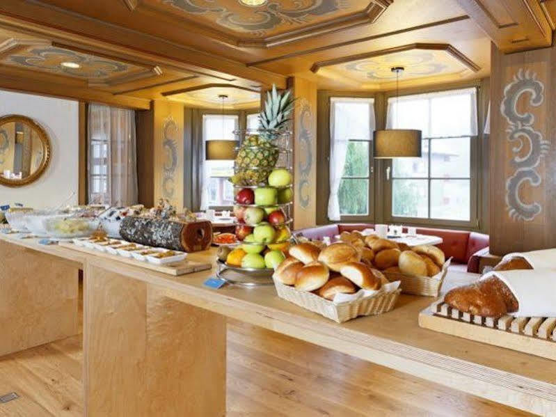 Hotel Hirschen Alt St. Johann Exteriör bild